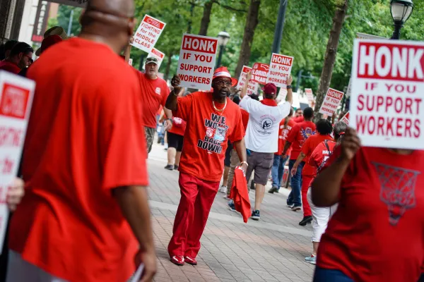 photo of CWA Rally in Atlanta for AT&T SE contract
